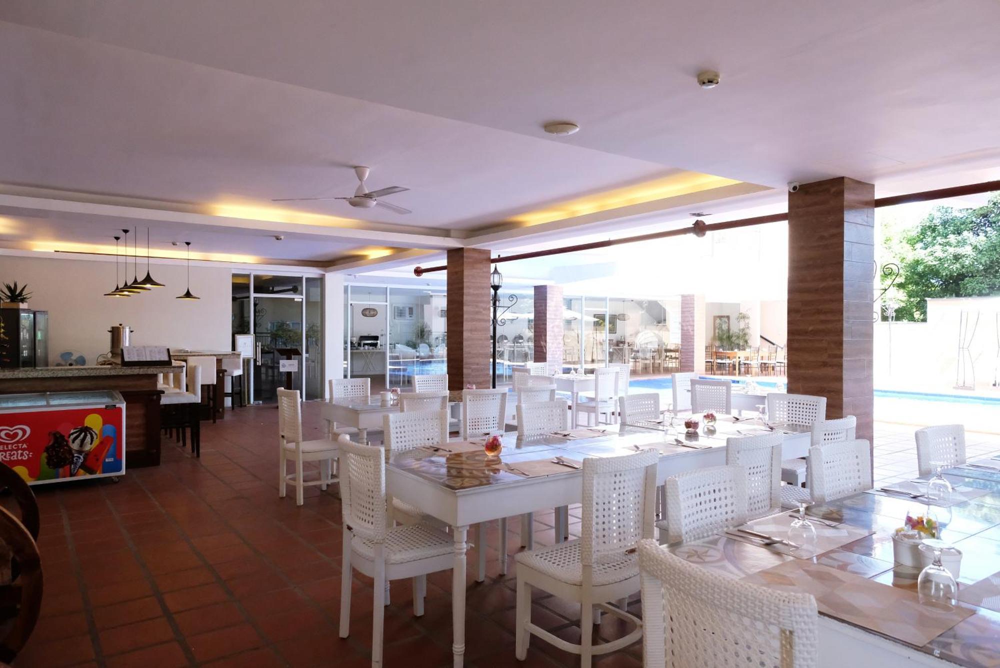 Hotel Dumaguete Dumaguete City Bagian luar foto