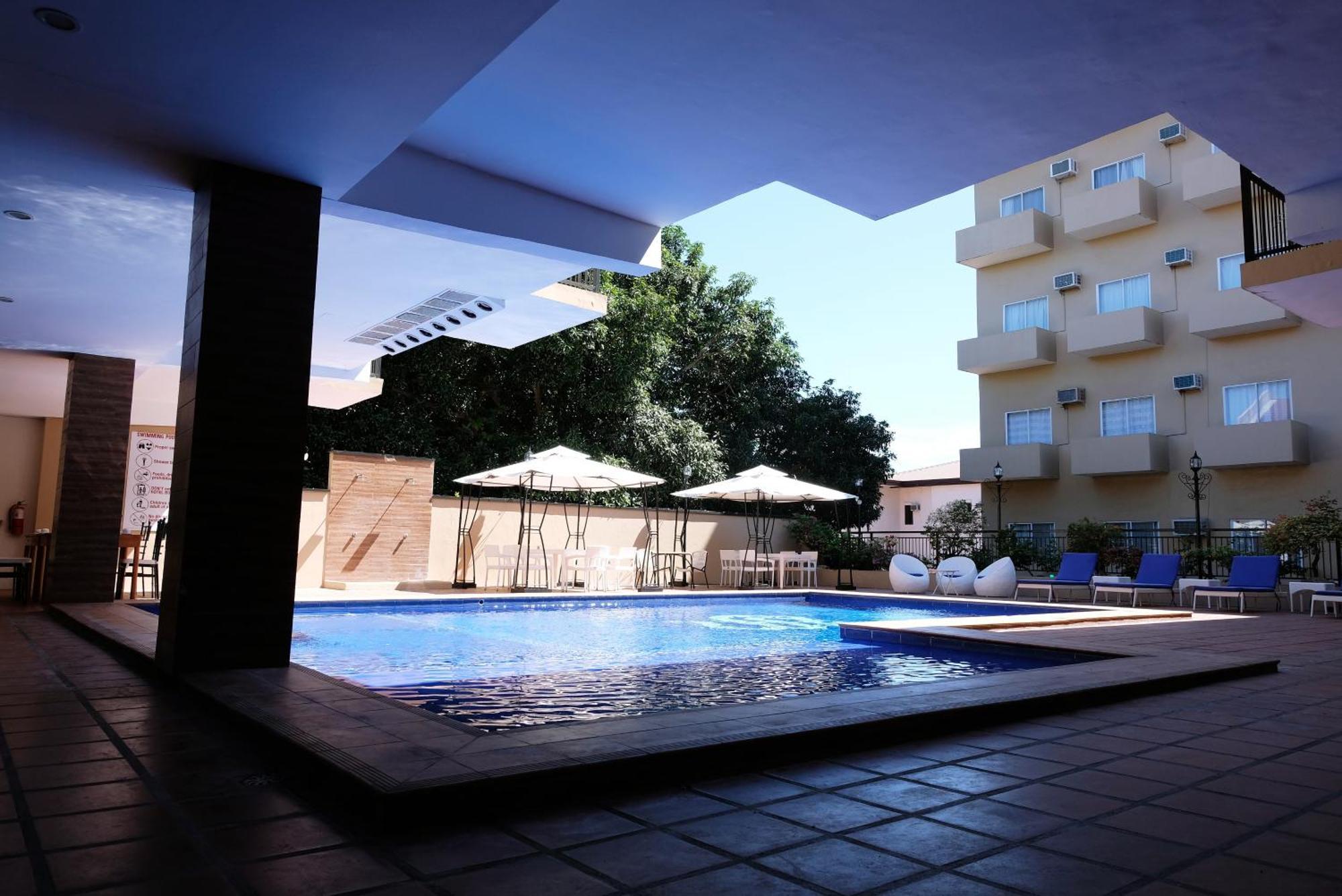 Hotel Dumaguete Dumaguete City Bagian luar foto