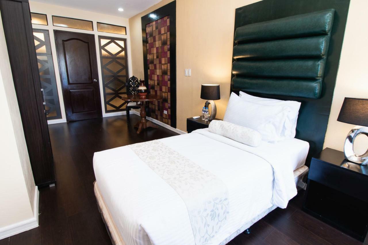 Hotel Dumaguete Dumaguete City Bagian luar foto